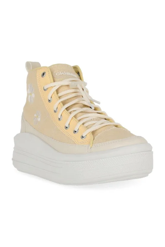 TENIS DE PISO AMARILLO CON BORDADO 50000